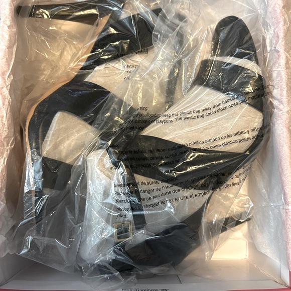 Vince Camuto Kalintie Sandal - Picture 6 of 8